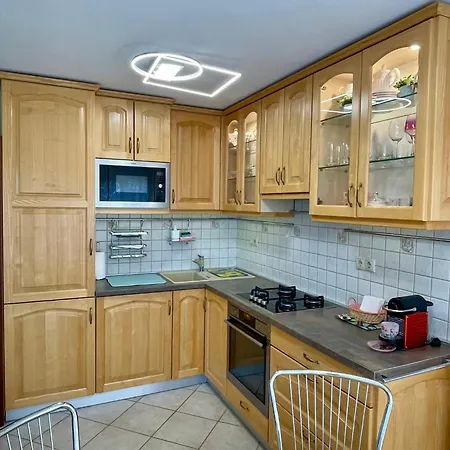 Neva Апартаменты *